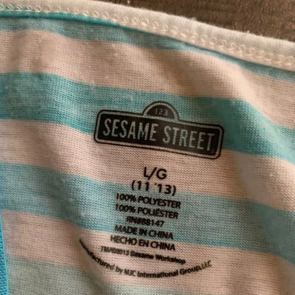 Pajama Set - Picture 5 of 6